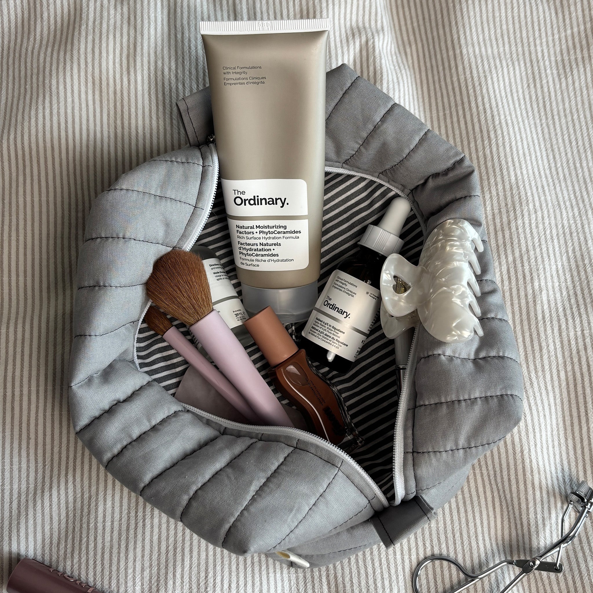 cloud - Makeup Bag medium